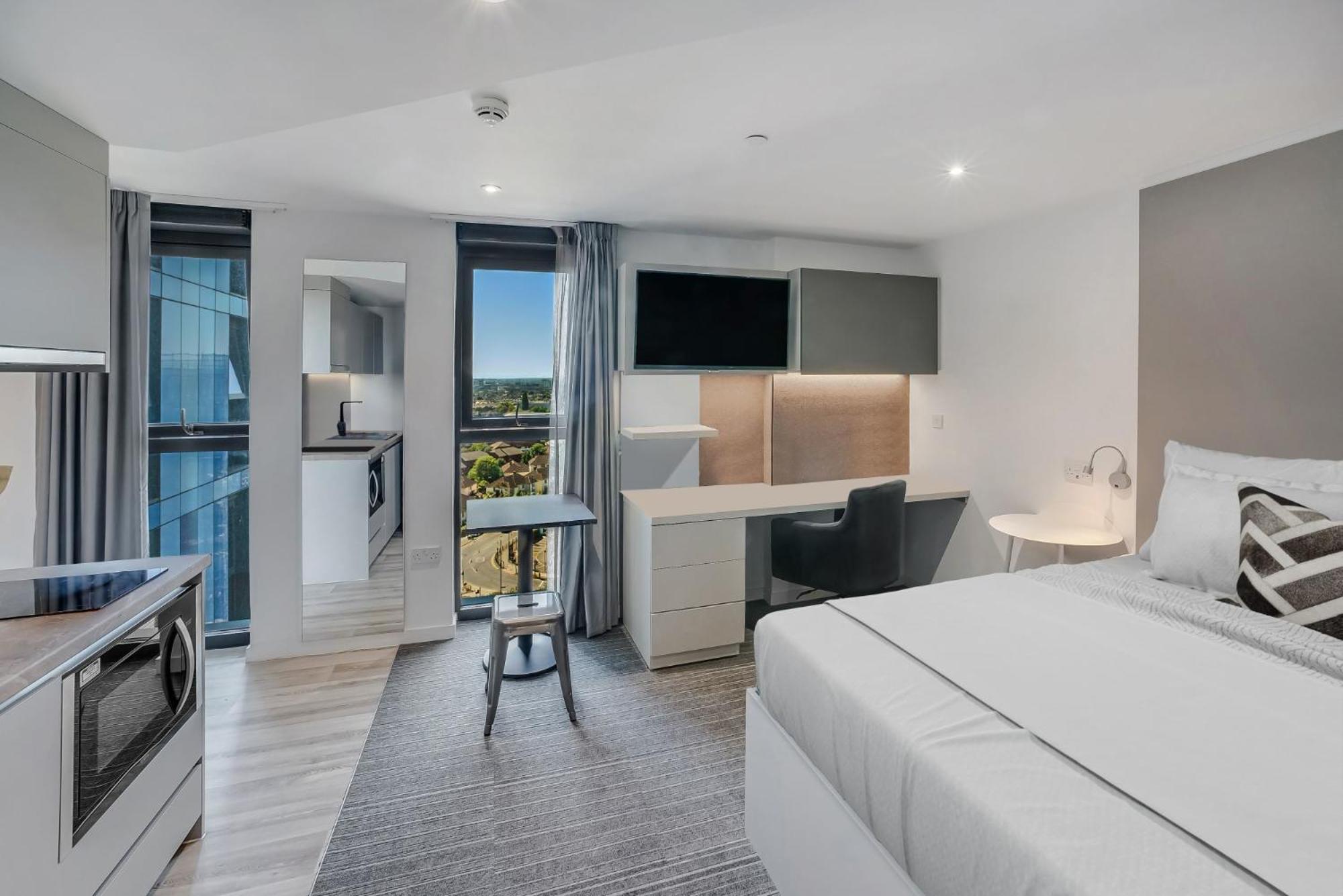 Apartamento Chapter Ealing: With Tube Station Access Londres